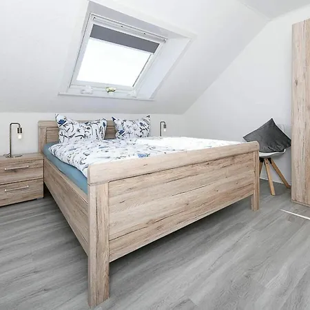 With 1 Bedroom Westerholt (Lower-Saxony)