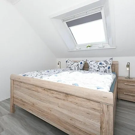 With 1 Bedroom Apartment Westerholt (Lower-Saxony)